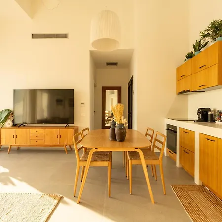 Lulu Lefkada * Kalamítsi